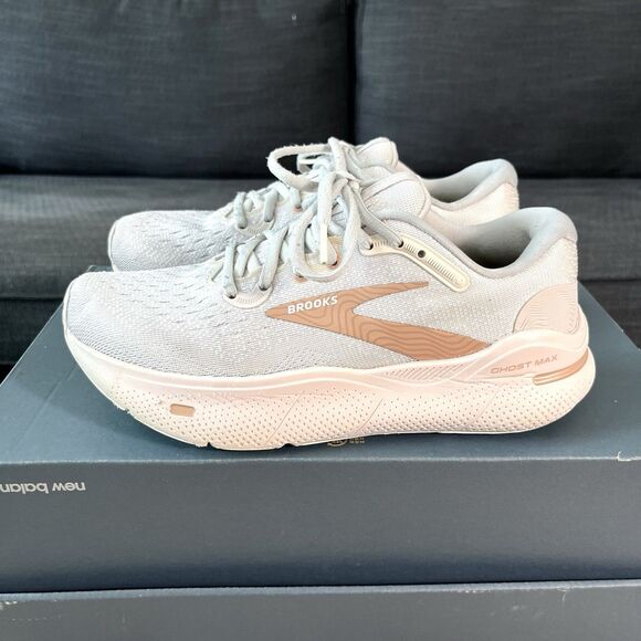 Brooks Ghost Max Gray Pink Running Shoes 1203951B135 Women's Size 8B - Picture 1 of 12